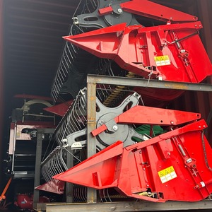 Harvesting Machine High Productivity Agricultural Equipment Kubota Combine <b>Harvester</b> Red Track Type <b>Corn</b> - Product Image 5