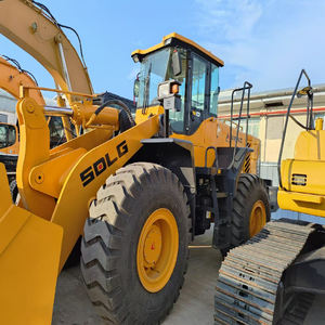 รถตัก956L มือสองสภาพดีเยี่ยมพร้อมถังไฮดรอลิกส์ทรงพลังมาตรฐาน - Product Image 3