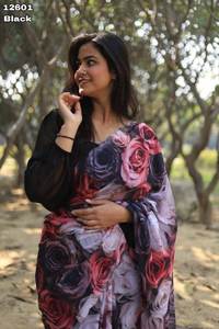 Sari en mousseline de soie à imprimé floral numérique Evergreen Design, achat en ligne en Inde, fabricant de mode féminine de Surat - Product Image 2