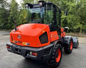 Chargeuse sur pneus KUBOTA R530 à vendre - Product Image 6