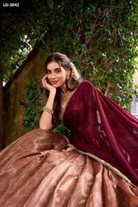 Collections de Lehenga Choli en soie Dupion les plus belles avec un magnifique ensemble de dupatta pour les vêtements de mariage et de festival - Product Image 6