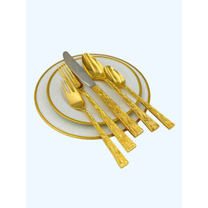 Cena moderna Tenedor Cuchara Cuchillo Juego de cubiertos Acabado chapado en oro brillante Cubiertos de metal decorativos Proveedor para uso diario de catering - Product Image 5