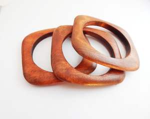 Bracelets en bois naturel imperméables offrant un confort léger, une durabilité longue durée, une finition polie, des couleurs personnalisées, bijoux pour femmes - Product Image 3