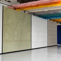 Panneau acoustique découpé CNC 33 mm à rainure en V en fibre de polyester PET, feutre acoustique insonorisant Kusdesign