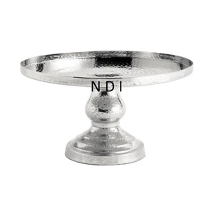 Support à gâteau rond avec finition argentée, design martelé, pour fêtes d'anniversaire, finition personnalisée, pour usage domestique ou hôtelier - Product Image 1
