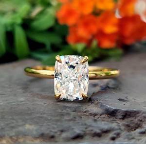 Anillos de Compromiso y Matrimonio Solitario con Halo Oculto para Mujer, Hechos en Oro Sólido de 10 Quilates y Diamantes Cultivados en Laboratorio - Product Image 6