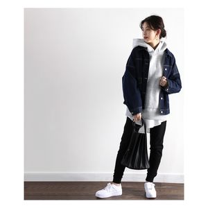 Sweat à capuche de haute qualité en coton polaire épais solide avec impression de logo sweat à capuche court personnalisé pour femmes - Product Image 3