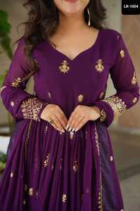 Vêtements ethniques indiens Faux Blooming avec Rich Zari et Paillettes Brodé Travail Anarkali Robe avec Belle Dupatta pour les Femmes - Product Image 6