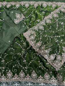 Dernier élégant Designer indien traditionnel lourd Fendy Satin tissu Sari exclusif fête de mariage vêtements de mariage ethnique Blouse femmes - Product Image 4