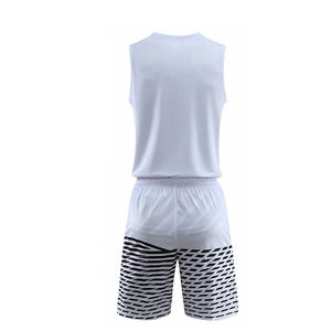 Ropa de Baloncesto de Secado Rápido, Transpirable, Antibacteriana, 100% Poliéster, Colores Sólidos, Impresión por Transferencia de Calor, Opciones de Diseño Personalizado - Product Image 4