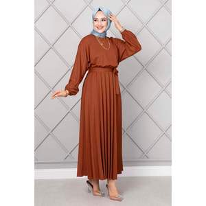 Robe modeste plissée Begonia Tan - Product Image 3