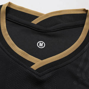 Nouveau design Logo personnalisé uniforme de football 2025 sur mesure meilleure vente uniforme de football du Pakistan - Product Image 4