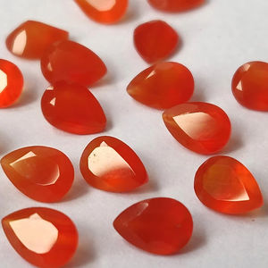 คาร์เนเลียนสีส้มธรรมชาติคาร์เนเลียนลูกแพร์ตัดขนาด7x10มม. คาร์เนเลียนสีส้มแบบเหลี่ยมเพชรพลอย - Product Image 1