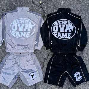 Ensemble de vêtements de sport brodés à fermeture éclair personnalisés Sweat à capuche et short en nylon neutre avec patchwork brodé pour hommes Survêtement unisexe - Product Image 5