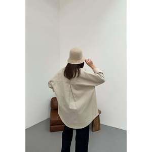 Camisa de Gabardina Beige - Beige - Product Image 5