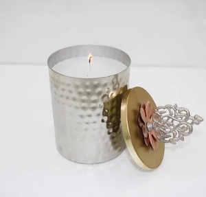 Pot de bougie fini doré de conception martelée pour la maison hôtel restaurants et mariage décoratif pot de bougie en métal de vente chaude - Product Image 6