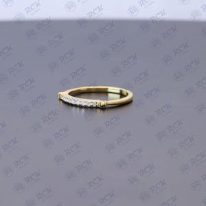 0,50 TCW Moissanite Round Half Eternity Ring para mujer Aniversario y regalo de cumpleaños Banda para el amor - Product Image 2