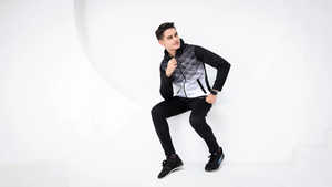 เสื้อสเวตเตอร์มีฮู้ดสำหรับผู้ชายและผู้หญิงเสื้อวอร์มเข้ารูปผ้าฝ้ายออกแบบโลโก้ได้ตามที่ต้องการ - Product Image 4