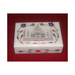 Boîte à bijoux Taj Mahal en marbre blanc pur incrusté de marbre blanc pur fait à la main par un meilleur designer indien pour la revente d'article - Product Image 1