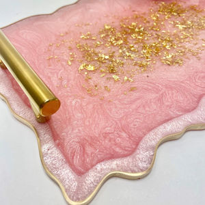 Plateau de service en résine économique, durable et décoratif pour la cuisine et la salle à manger, modèle artisanal personnalisable par M/S SHAAD HANDICRAFTS - Product Image 1