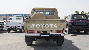 Toyota Land Cruiser 79SC 4.5D 2024 ASEQUIBLE, disponible con bajo kilometraje, motor de gasolina, libre de accidentes, volante a la izquierda. - Product Image 2