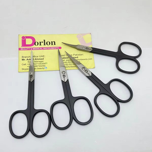 Tijera pequeña profesional con hoja curva recta de acero inoxidable, Tijera para uñas de manicura de Color negro, punta afilada - Product Image 1