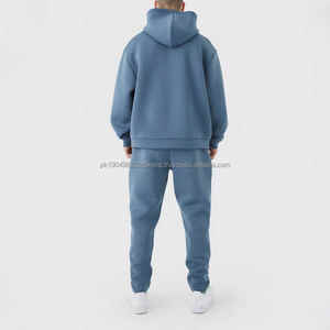 Conjunto Deportivo Personalizado para Hombre, Chaqueta Cortavientos con Bloques de Color y Parches, de Poliéster y Nailon, con Cremallera y Pantalones Cortos - Product Image 5