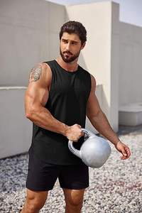 Logo personnalisé Haut de gymnastique sans manches pour hommes Performance légère adaptée à l'entraînement Vêtements de sport Chemise sans manches pour l'exercice - Product Image 2