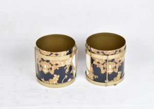 Ensemble de 2 pots et vases décoratifs pour jardin et maison, en fer émaillé, style ferme, finition dorée, durables et écologiques - Product Image 3