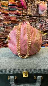 2024 New Arrival Zig Zag Thread <b>Work</b> Tote <b>Bag</b> Fashionable Vintage Style Evening <b>Bag</b> <b>for</b> <b>Women</b> Custom Logo Bridal Wedding <b>Bags</b> - Product Image 2