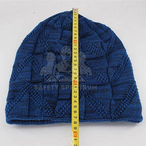 Gorros de Punto Ligeros Hechos a Medida de Alta Calidad con Tela Común, Nuevo Diseño, Ropa de Invierno para Adultos - Product Image 5