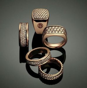 Bague unisexe tendance de luxe en or rose 18 carats avec diamant moissanite fin, taille brillant, certifiée IGI, la plus populaire - Product Image 1