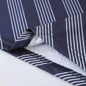 Service OEM Vente en gros de vêtements de sport Uniformes de volley-ball Ensembles imprimés Concevez vos propres maillots à manches courtes et shorts - Product Image 4