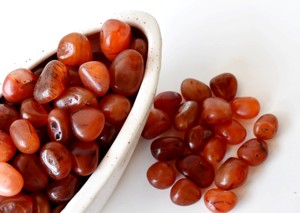 Pierres Roulées de Cornaline Rouge Naturelle Premium de Forme Ovale, 1kg, pour la Méditation et la Décoration - Product Image 4