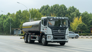 รถบรรทุกน้ำดงเฟิง 20 ลูกบาศก์เมตร 6x4 4x2 / รถบรรทุกถังเก็บน้ำ - Product Image 3