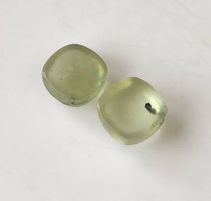 Vente en gros de pierres précieuses naturelles Prehnite 6mm-20mm Cabochon coussin dos plat vert pierre précieuse en vrac pour la fabrication de bijoux - Product Image 3