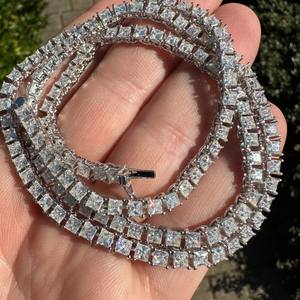 Cadena de tenis de diamante de corte princesa de 3,00 MM para mujer - Product Image 5