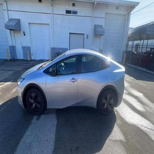 Toyota Prius Prime 2024 en Perfecto Estado - Product Image 2