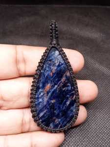 Pendentif en macramé fait main en pierre précieuse, pendentif en sodolite, pierre de guérison, cadeau, bijoux - Product Image 4