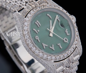 Reloj Moissanite Diamond Iced Out de alta calidad con caja de acero inoxidable Cuarzo para hombres Disponible a un precio asequible - Product Image 5