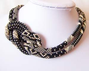 Gargantilla de cristal con cuentas de sodalita de 8mm hecha a mano, collar de piedra de sodalita Natural, joyería artesanal - Product Image 1