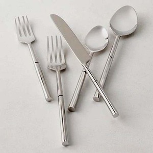 ชุดมีดสแตนเลสสตีลชุบเงินหรูหราสไตล์ใหม่ชุดมีดปลายแบนแบบหนา - Product Image 5