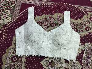Hermosa y pura blusa tradicional india pakistaní de algodón khadi para fiestas elegantes, bodas, ocasiones casuales y bodas tradicionales. - Product Image 5
