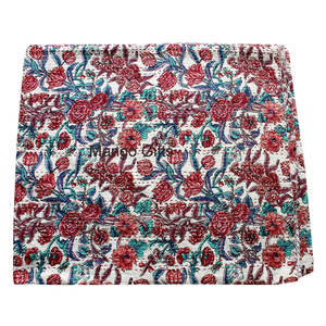 Colcha/Edredón Kantha Tradicional Hecha a Mano con Estampado de Aves y Bordado Floral, para Decoración del Hogar, Lavable - Product Image 6