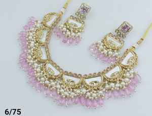 Nuevo diseño FancyGold plateado tradicional Motipearl & Kundan tachonado gargantilla collar con pendientes a juego Mangtika conjunto de joyas - Product Image 4