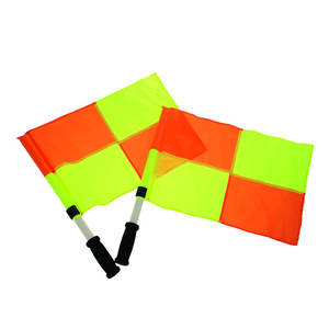 Drapeaux de juge de ligne à carreaux en plastique de haute qualité pour le football - Product Image 2