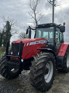 รถแทรกเตอร์ Massey Ferguson 5465 Dyna 4 สำหรับงานเกษตร ใช้เครื่องยนต์ Perkins 90 แรงม้า เกียร์อัตโนมัติ ขับเคลื่อน 4 ล้อ สภาพดีเยี่ยม ขาย - Product Image 3
