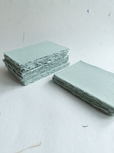 กระดาษขอบฝาครอบแฮนด์เมดสีเบจสีน้ําเงินขี้ฝุ่นสีขาวนุ่ม - Product Image 5