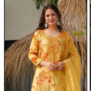 Shalwar Kameez élégant en organza imprimé avec bas en coton importé et tenue Dupatta XL/XXL assortie - Product Image 1