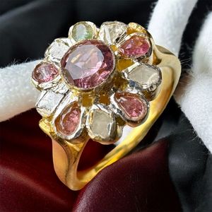 แหวนค็อกเทลวินเทจเงินแท้ 925 ชุบทอง ประดับเพชรทรงกลมและทัวร์มาลีนสีชมพูธรรมชาติ - Product Image 1